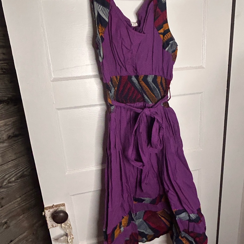 African print Purple Sleeveless Dress with Patterned Accents